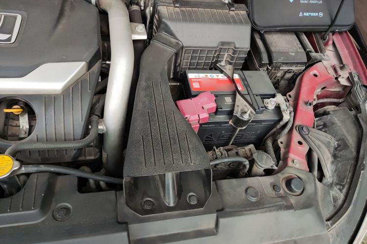 Used Luxgen 5 2016 1.8T Automatic ZhiZun Model Engine Bay Left