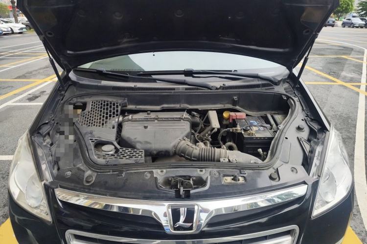 Used Luxgen Great 7 MPV 2013 2.0T Luxury Model Engine Bay