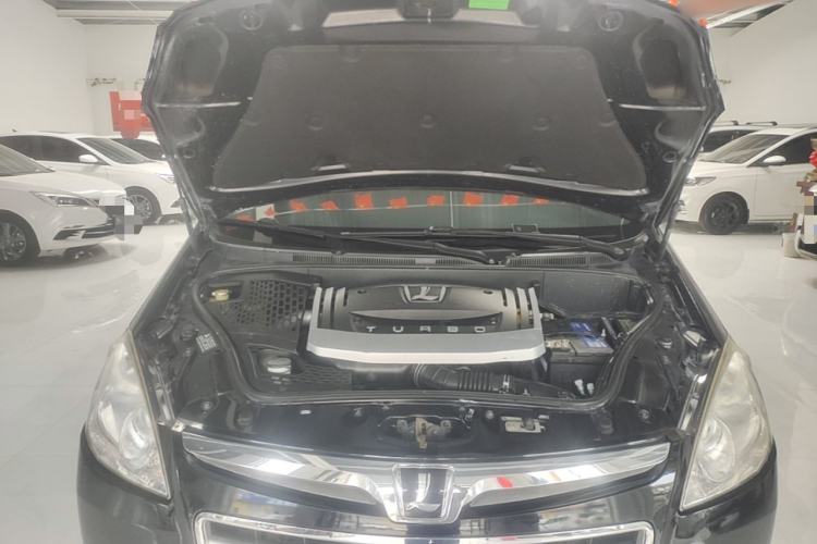 Used Luxgen Great 7 MPV 2013 2.0T Luxury Model Engine Bay