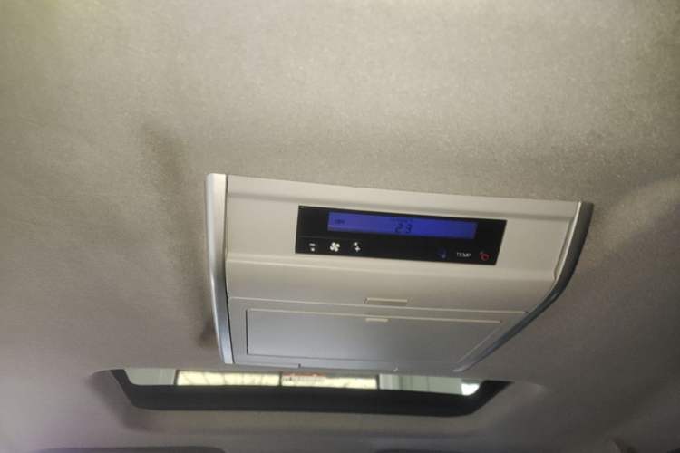Used Luxgen Great 7 MPV 2013 2.0T Luxury Model Headliner