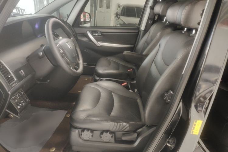 Used Luxgen Great 7 MPV 2013 2.0T Luxury Model Left Front Seat