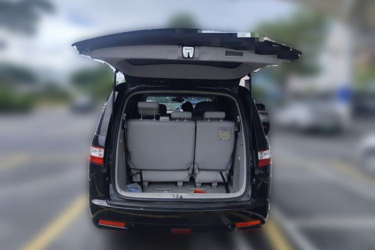 Used Luxgen Great 7 MPV 2013 2.0T Luxury Model Trunk