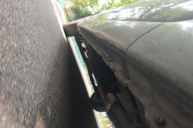 Used Luxgen Great 7 MPV 2013 2.0T Elite Edition Chassis Front Right