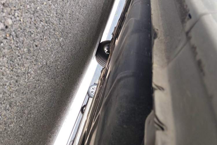 Used Luxgen Great 7 MPV 2013 2.0T Elite Edition Chassis Rear Left