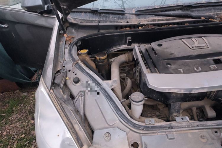 Used Luxgen Great 7 MPV 2013 2.0T Luxury Model Engine Bay Right