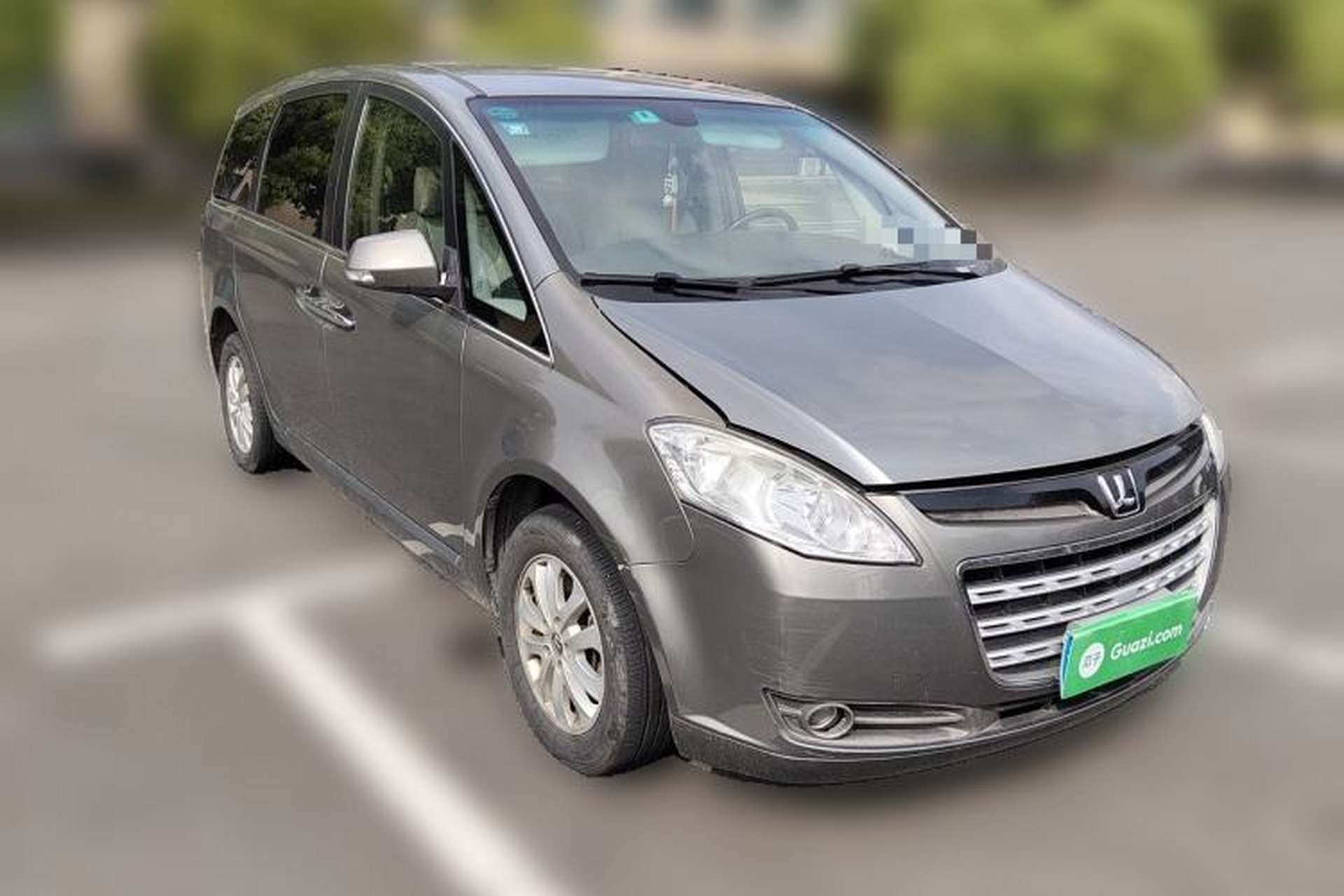 Used Luxgen Great 7 MPV 2013 2.0T Elite Edition Front Right 45 Deg