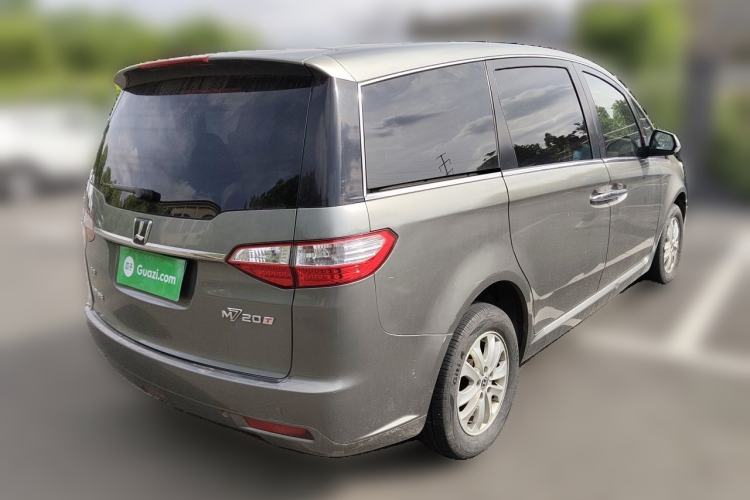 Used Luxgen Great 7 MPV 2013 2.0T Elite Edition Rear Right 45 Deg