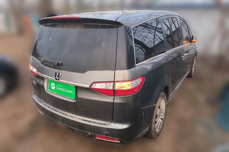 Used Luxgen Great 7 MPV 2013 2.0T Luxury Model Rear Right 45 Deg