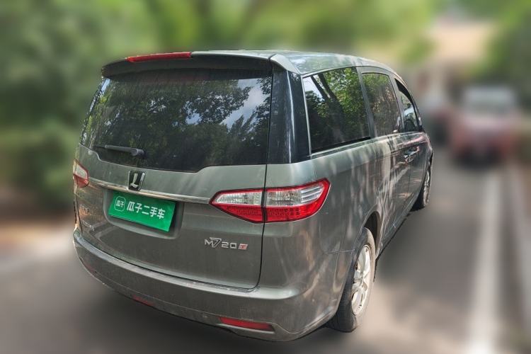 Used Luxgen Great 7 MPV 2013 2.0T Elite Edition Rear Right 45 Deg