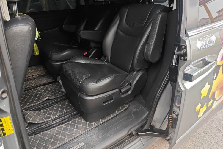 Used Luxgen Great 7 MPV 2013 2.0T Business Model Left Rear Seat