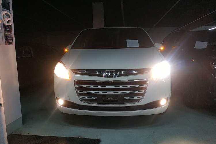 Used Luxgen Great 7 MPV 2013 2.0T Luxury Model Front