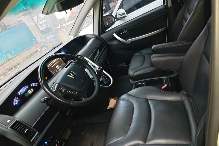 Used Luxgen Great 7 MPV 2013 2.0T Executive Model Left Front Seat