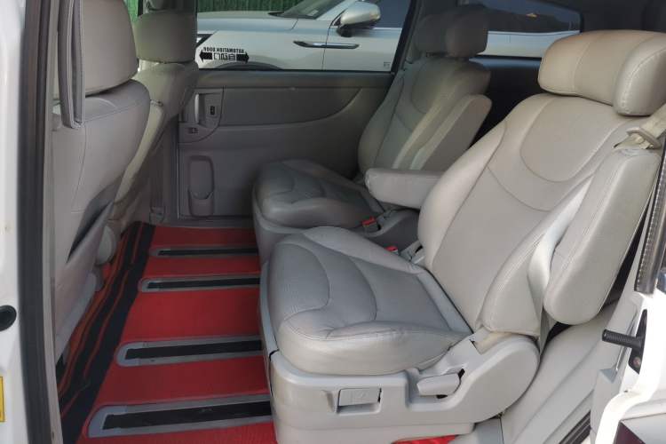Used Luxgen Great 7 MPV 2013 2.0T Luxury Model Left Rear Seat