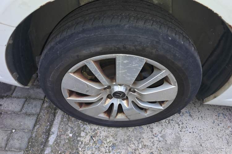 Used Luxgen Great 7 MPV 2013 2.0T Executive Model Right Rear Wheel Hub