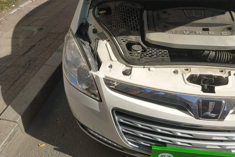 Used Luxgen Great 7 MPV 2015 2.0T Luxury Model Engine Bay Right
