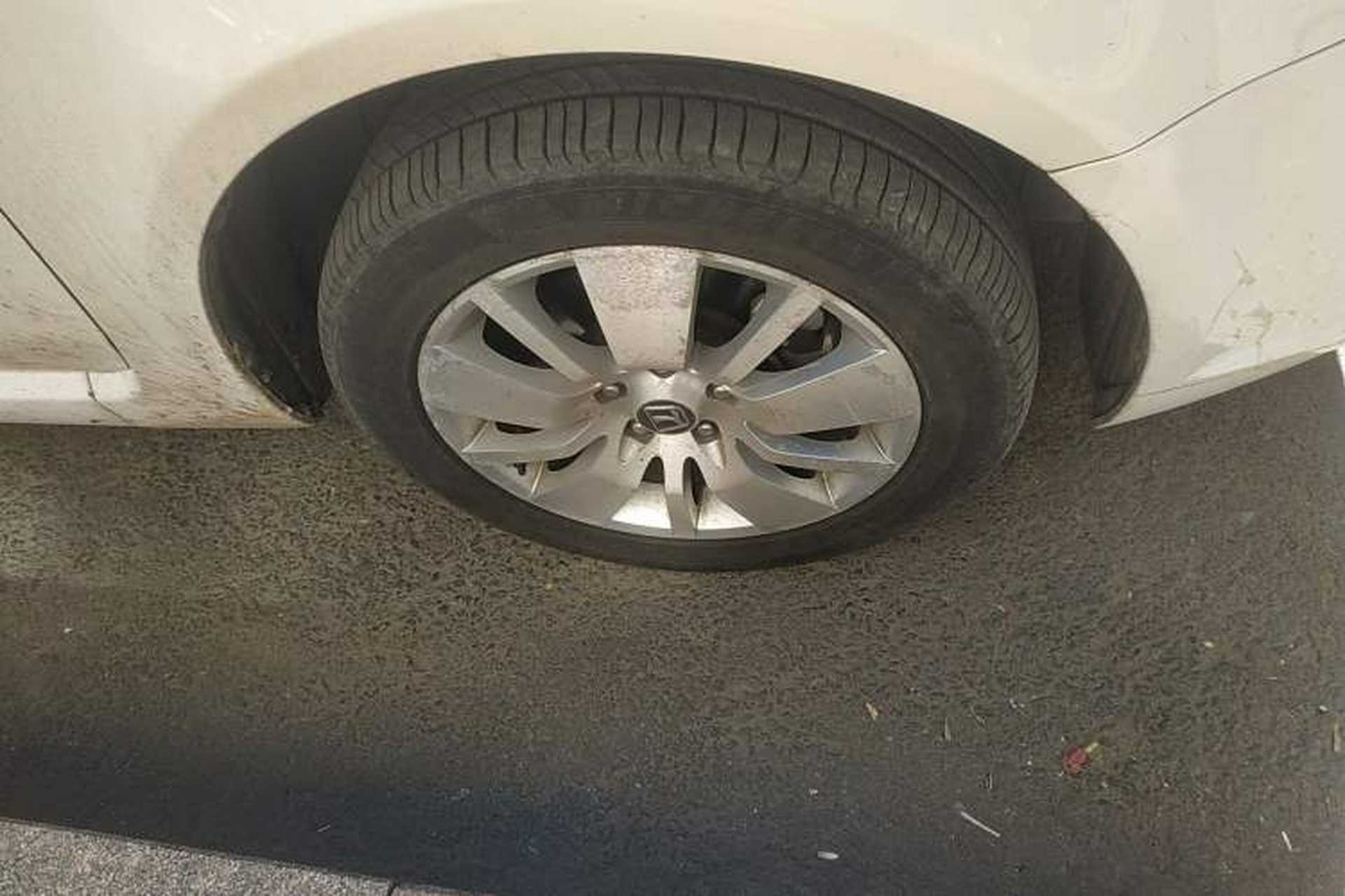 Used Luxgen Great 7 MPV 2015 2.0T Luxury Model Right Front Wheel Hub