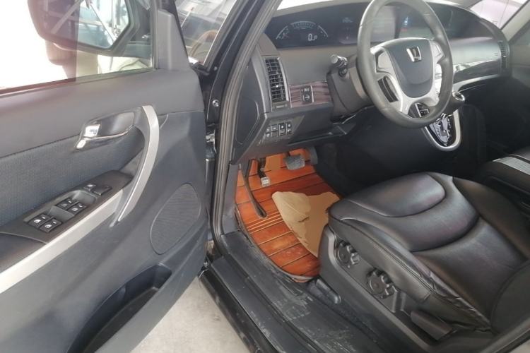 Used Luxgen Great 7 MPV 2016 2.0T Comfort Edition Driver Seat