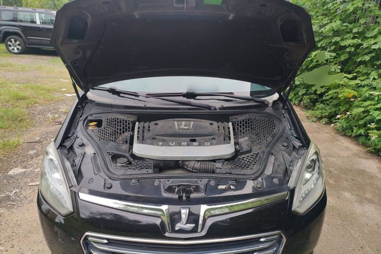 Used Luxgen Great 7 MPV 2016 2.0T Luxury Model Engine Bay
