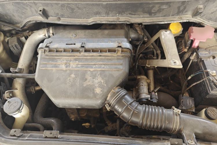 Used Luxgen Great 7 MPV 2016 2.0T Comfort Edition Engine Bay