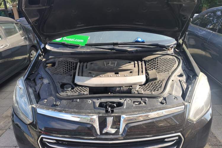 Used Luxgen Great 7 MPV 2016 2.0T Luxury Model Engine Bay
