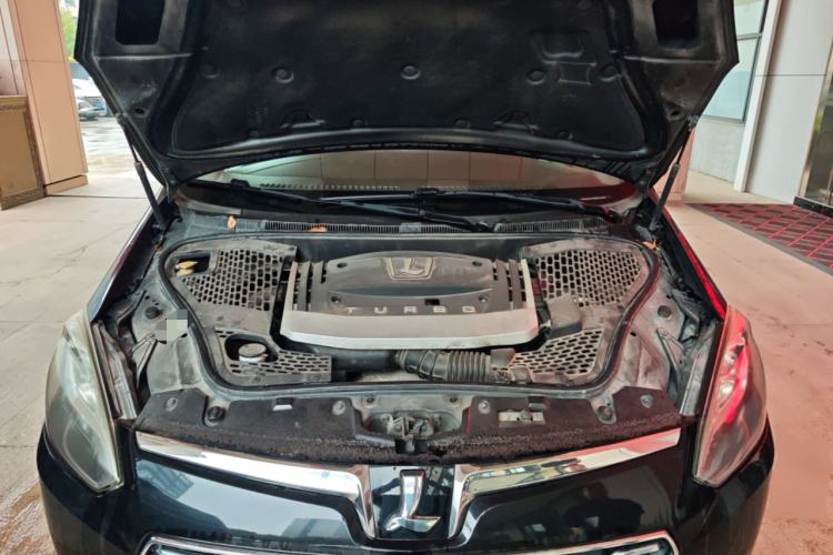 Used Luxgen Great 7 MPV 2016 2.0T Comfort Edition Engine Bay