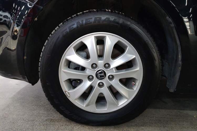 Used Luxgen Great 7 MPV 2016 2.0T Comfort Edition Exterior 4