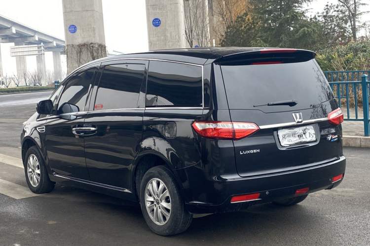 Used Luxgen Great 7 MPV 2016 2.0T Comfort Edition Exterior 7