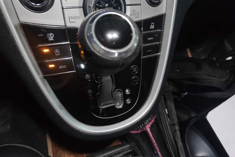 Used Luxgen Great 7 MPV 2016 2.0T Comfort Edition Gear Lever