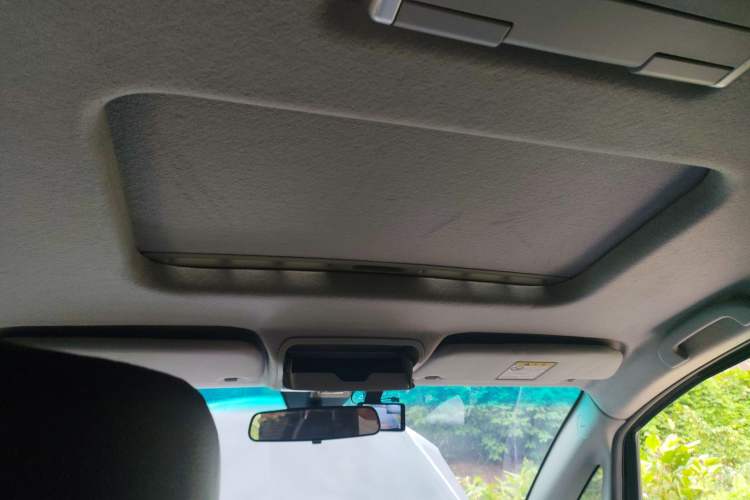 Used Luxgen Great 7 MPV 2016 2.0T Luxury Model Headliner