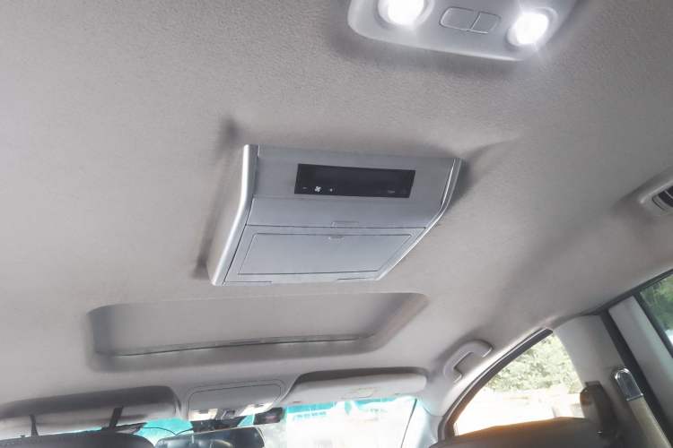 Used Luxgen Great 7 MPV 2016 2.0T Luxury Model Headliner