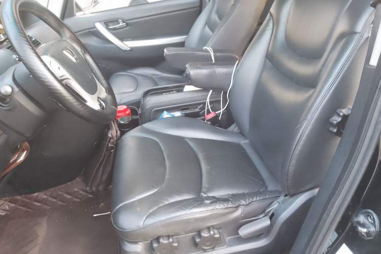 Used Luxgen Great 7 MPV 2016 2.0T Luxury Model Left Front Seat