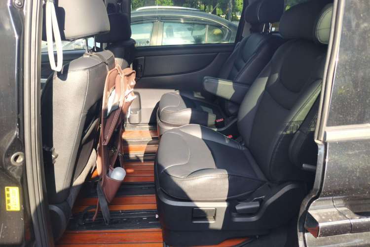 Used Luxgen Great 7 MPV 2016 2.0T Luxury Model Left Rear Seat