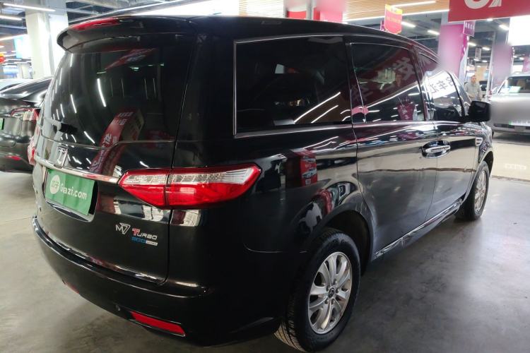 Used Luxgen Great 7 MPV 2016 2.0T Comfort Edition Rear Right 45 Deg