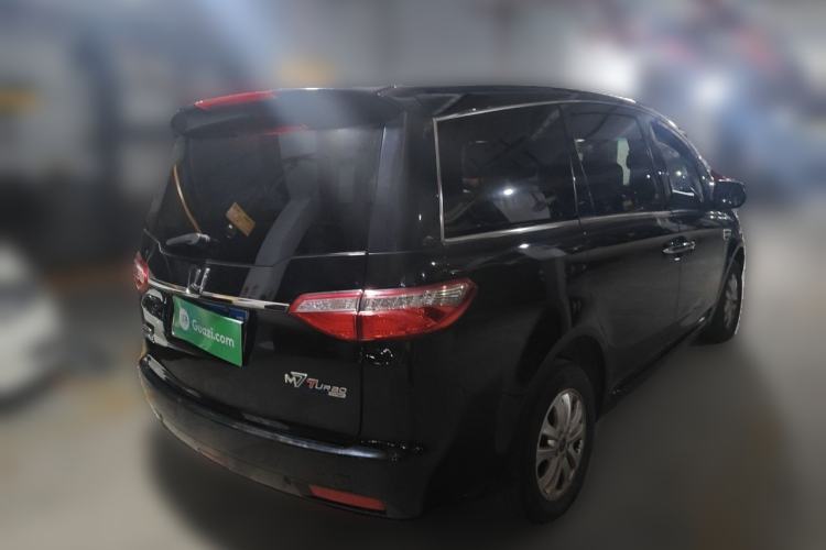 Used Luxgen Great 7 MPV 2016 2.0T Comfort Edition Rear Right 45 Deg