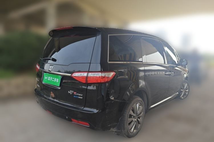 Used Luxgen Great 7 MPV 2016 2.0T Comfort Edition Rear Right 45 Deg
