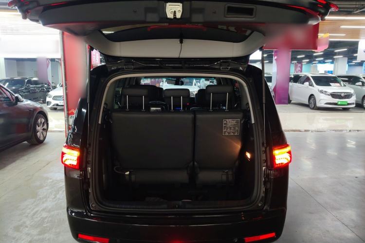 Used Luxgen Great 7 MPV 2016 2.0T Comfort Edition Trunk