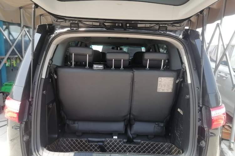 Used Luxgen Great 7 MPV 2016 2.0T Comfort Edition Trunk