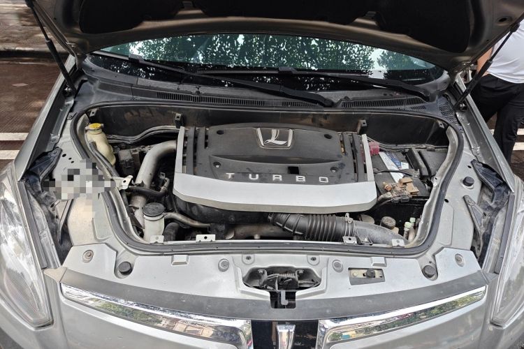 Used Luxgen Great 7 MPV 2016 2.0T Luxury Model Engine Bay