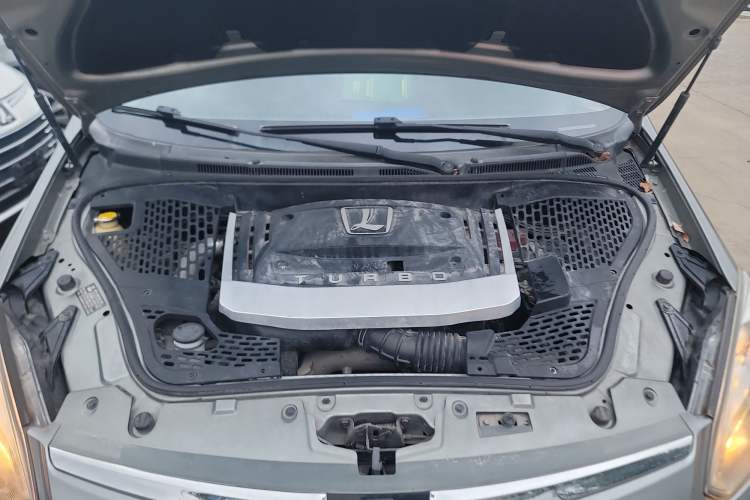 Used Luxgen Great 7 MPV 2016 2.0T Luxury Model Engine Bay