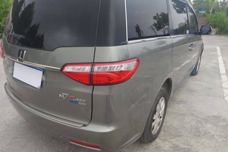 Used Luxgen Great 7 MPV 2016 2.0T Luxury Model Exterior 10