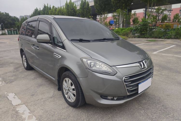 Used Luxgen Great 7 MPV 2016 2.0T Luxury Model Exterior 2