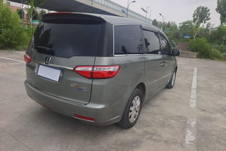 Used Luxgen Great 7 MPV 2016 2.0T Luxury Model Exterior 6