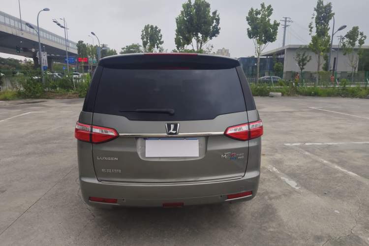 Used Luxgen Great 7 MPV 2016 2.0T Luxury Model Exterior 7