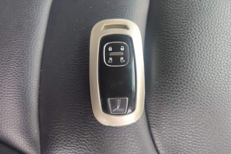 Used Luxgen Great 7 MPV 2016 2.0T Luxury Model Interior 3