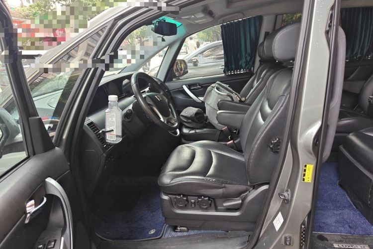 Used Luxgen Great 7 MPV 2016 2.0T Luxury Model Left Front Seat