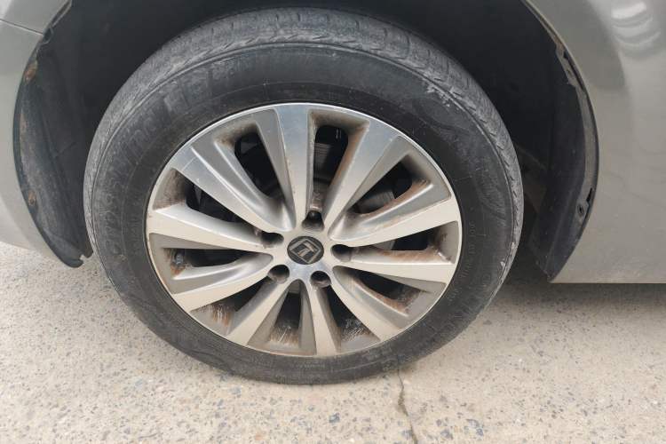 Used Luxgen Great 7 MPV 2016 2.2T Smart Enjoyment Version Left Front Wheel Hub