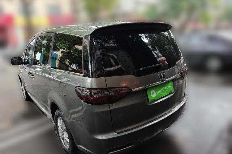 Used Luxgen Great 7 MPV 2016 2.0T Luxury Model Rear Left 45 Deg