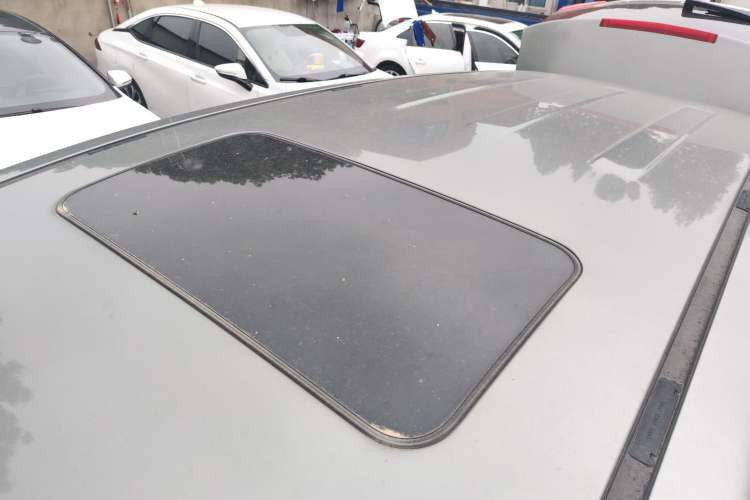 Used Luxgen Great 7 MPV 2016 2.2T Smart Enjoyment Version Roof