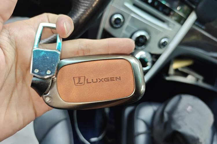 Used Luxgen Great 7 MPV 2016 2.0T Luxury Model Vehicle Key