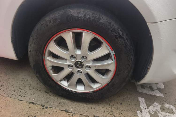 Used Luxgen Great 7 MPV 2016 2.0T Luxury Model Right Front Wheel Hub